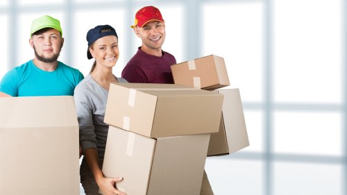 Eco-friendly disposal during flat clearance
