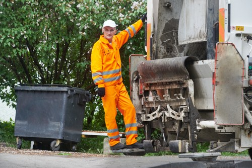 Flat clearance services in Friern Barnet